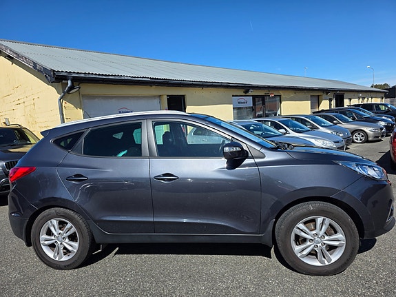 Hyundai ix35 4 of 28