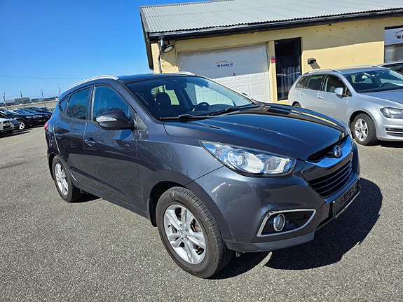 Hyundai ix35 2 of 28