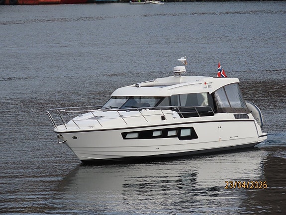 Skilsø 39 Panorama - JOYSTICK-STYRING - 2 x Yanmar 8LV-370/ZT370 5 of 30