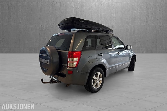 Suzuki Grand Vitara 7 of 13