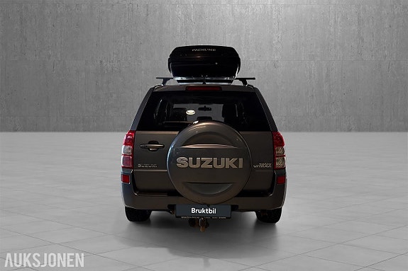 Suzuki Grand Vitara 4 of 13