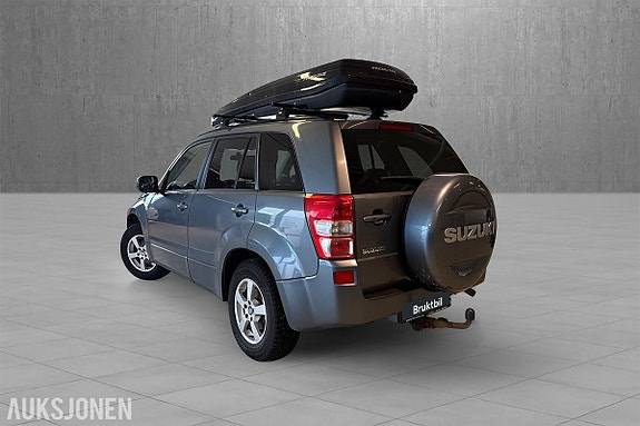 Suzuki Grand Vitara 8 of 13