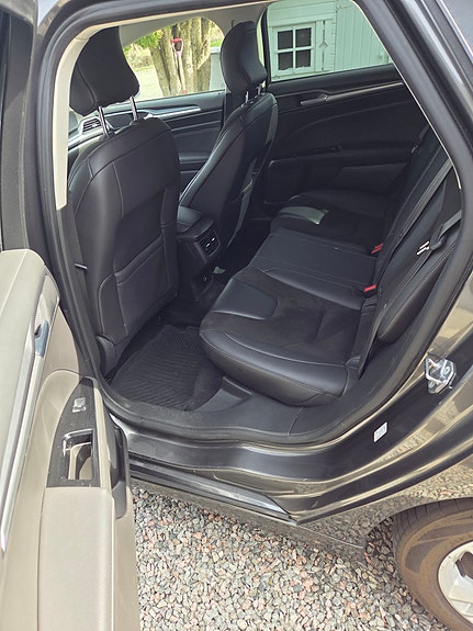 Ford Mondeo 8 of 8