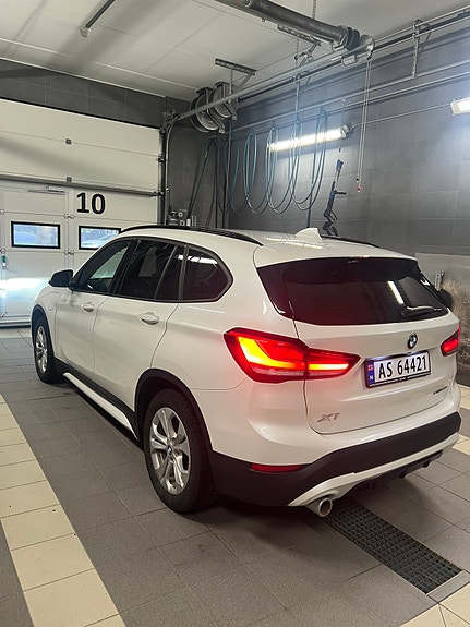 BMW X1 4 of 25