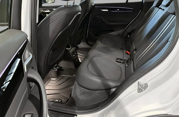 BMW X1 12 of 25