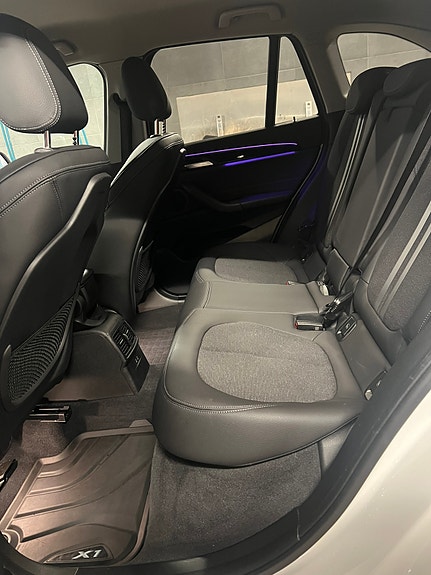 BMW X1 18 of 25