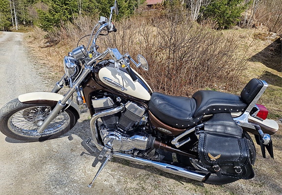 Suzuki VS 1400 INTRUDER 4 of 6