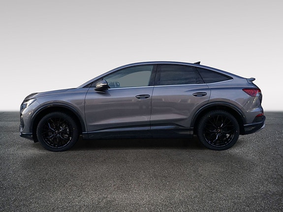Audi Q4 e-tron 9 of 30