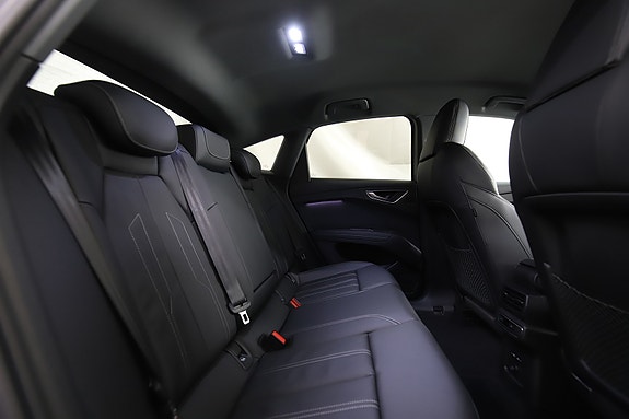 Audi Q4 e-tron 24 of 30