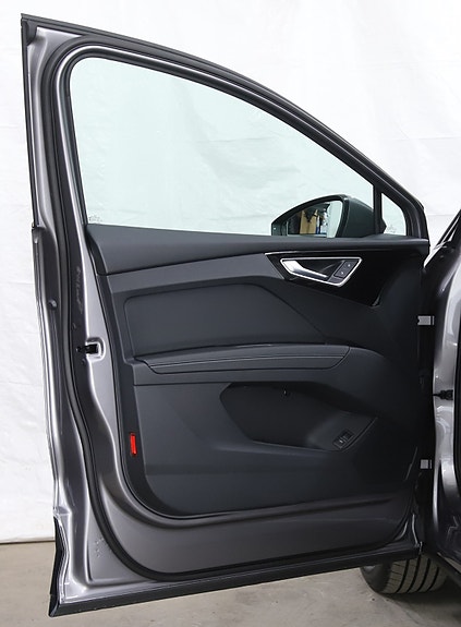 Audi Q4 e-tron 29 of 30