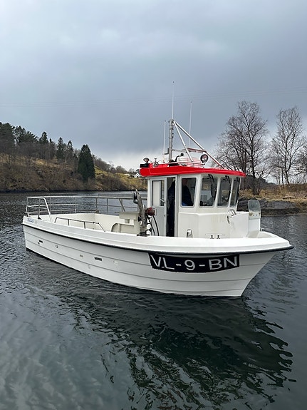Tobias 25 Admiral. 440 hk frå 2019. Gått 1242 timar. Bud motteke