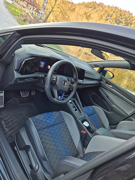 Volkswagen Golf VIII 20 of 22