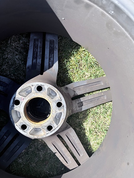 Product image 8 of 9