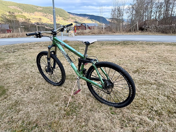 Product image 2 of 9