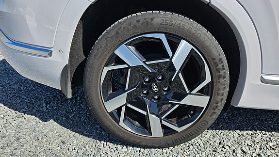 Hyundai Santa Fe 10 of 30