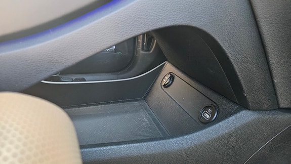 Hyundai Santa Fe 28 of 30
