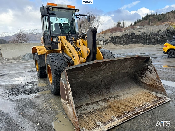New Holland W130B hjullaster m/ skuffe 4 of 5