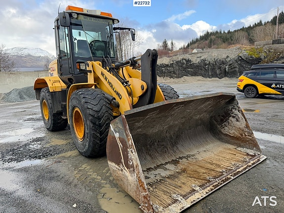 New Holland W130B hjullaster m/ skuffe 5 of 5