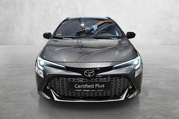 Toyota Corolla 8 of 18