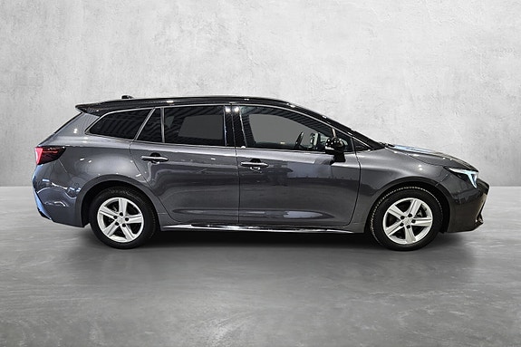 Toyota Corolla 6 of 18