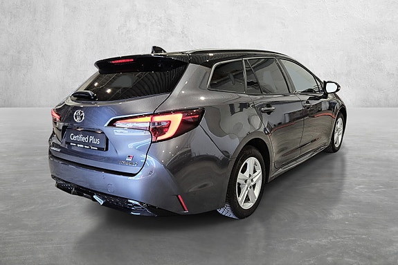Toyota Corolla 5 of 18