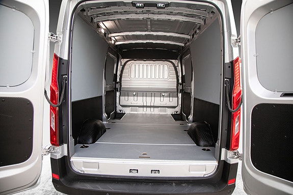 Maxus e-Deliver 9 9 of 28