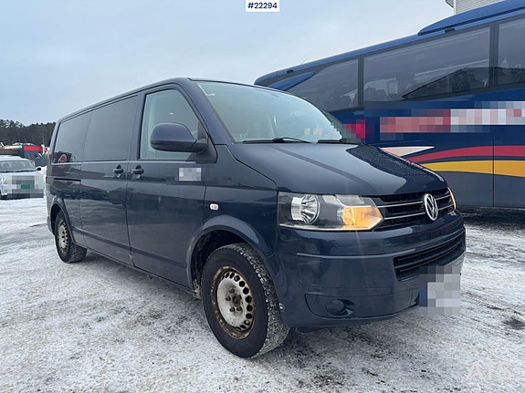 Volkswagen Caravelle – 7 seter med rullestolheis