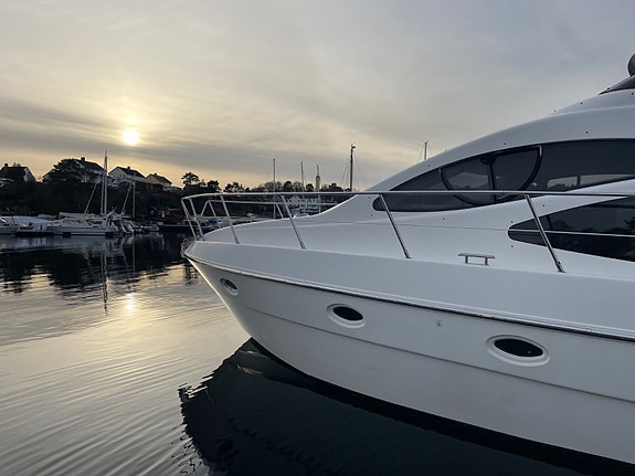Azimut 42 Fly Velholdt båt. Godt utstyrt. Skipsreg, finans. Stavanger 3 of 5