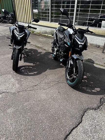 CFMOTO 125 NK 3 of 13