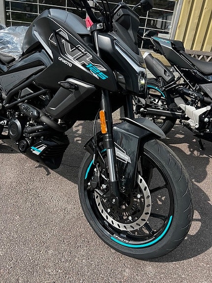 CFMOTO 125 NK 13 of 13
