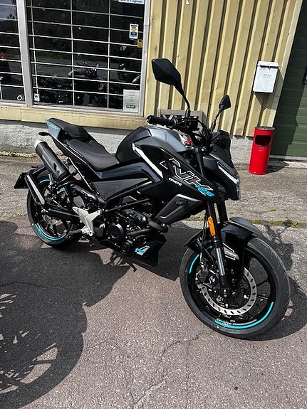 CFMOTO 125 NK 5 of 13