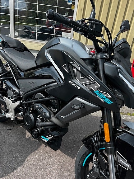 CFMOTO 125 NK 6 of 13