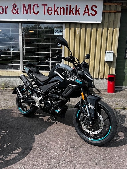 CFMOTO 125 NK 4 of 13