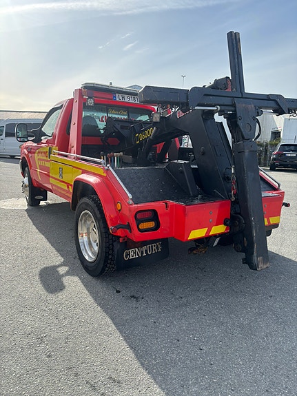 Ford F450 4 of 5
