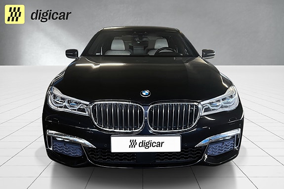 BMW 7-Serie 3 of 5