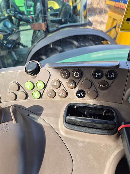 John Deere 6430 Premium 50 km 2010, kr 290 000,-