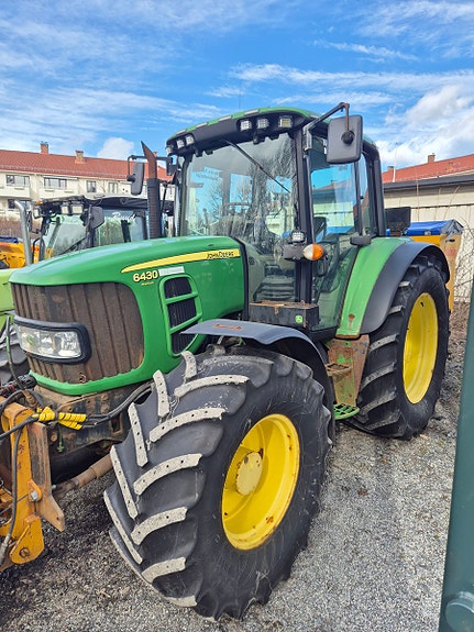 John Deere 6430 Premium 50 km 2010, kr 290 000,-