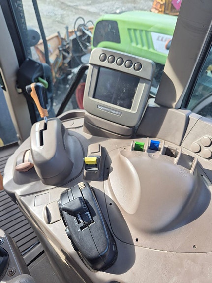 John Deere 6430 Premium 50 km 2010, kr 290 000,-