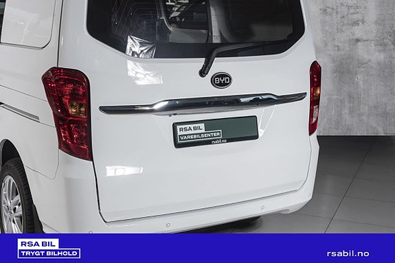 BYD T3 5 of 13