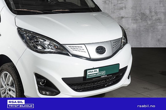 BYD T3 3 of 13