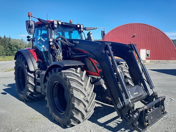 Valtra N174S