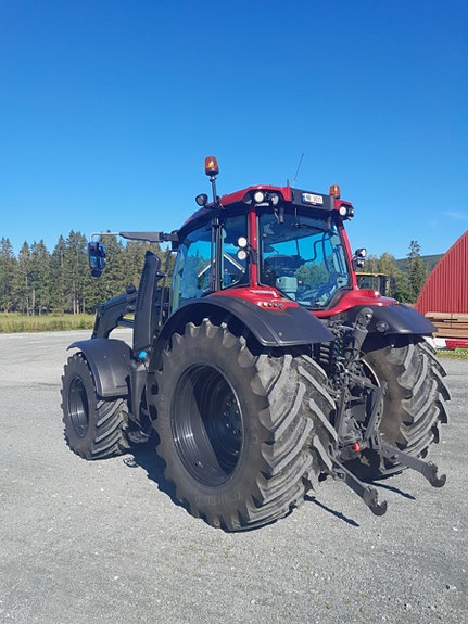 Valtra N174S 2021, kr 1 495 000,-
