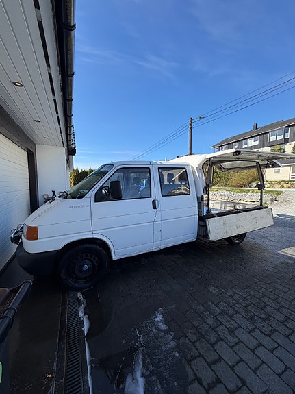 Volkswagen Transporter 3 of 13