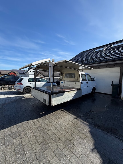 Volkswagen Transporter 4 of 13