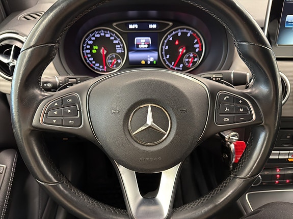 Mercedes-Benz B-Klasse 17 of 21
