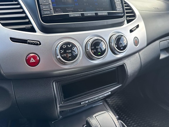 Mitsubishi L200 27 of 30