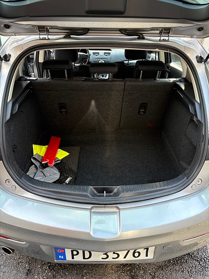 Mazda 3 8 of 17