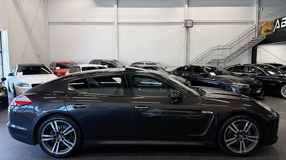 Porsche Panamera 4 7 of 30