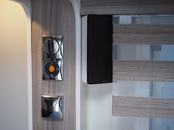 Bürstner Lyseo I 736 - Face to face - Stekeovn - Queen bed - Alde 15 of 30