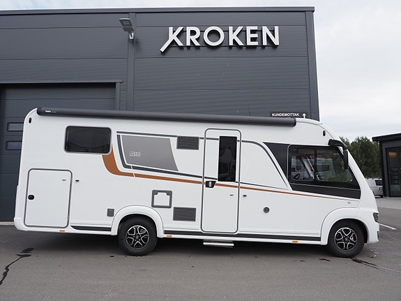 Bürstner Lyseo I 736 - Face to face - Stekeovn - Queen bed - Alde 2 of 30